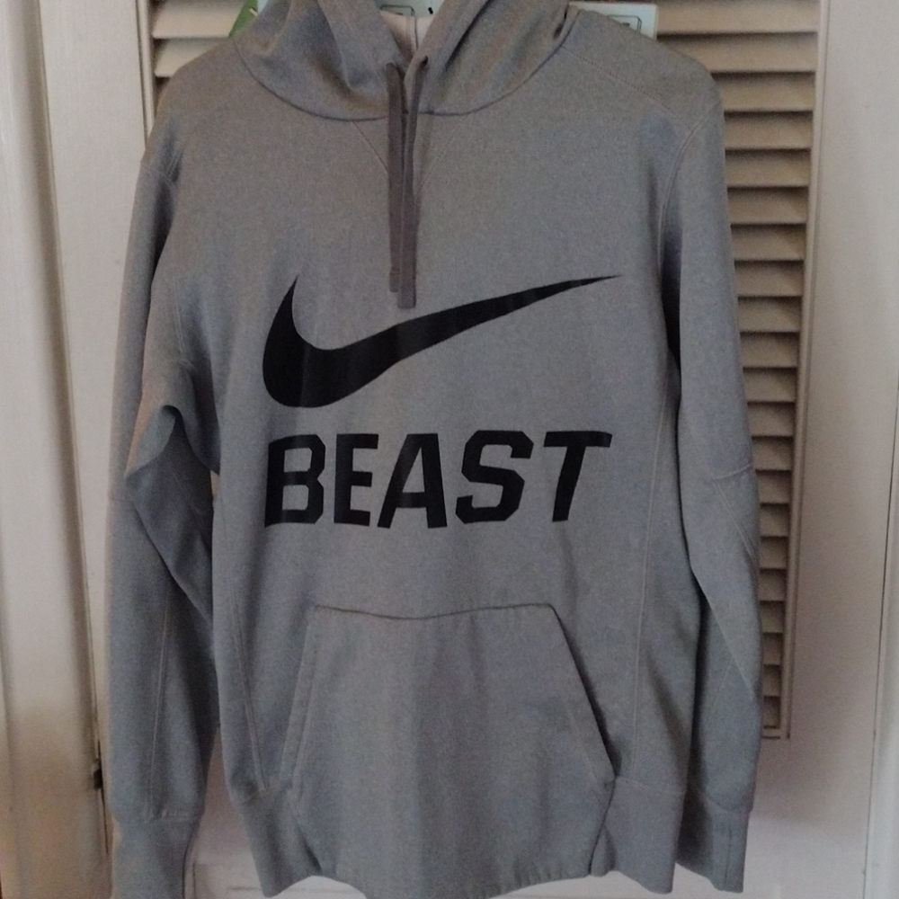 Nike Therma-Fit Hoodie